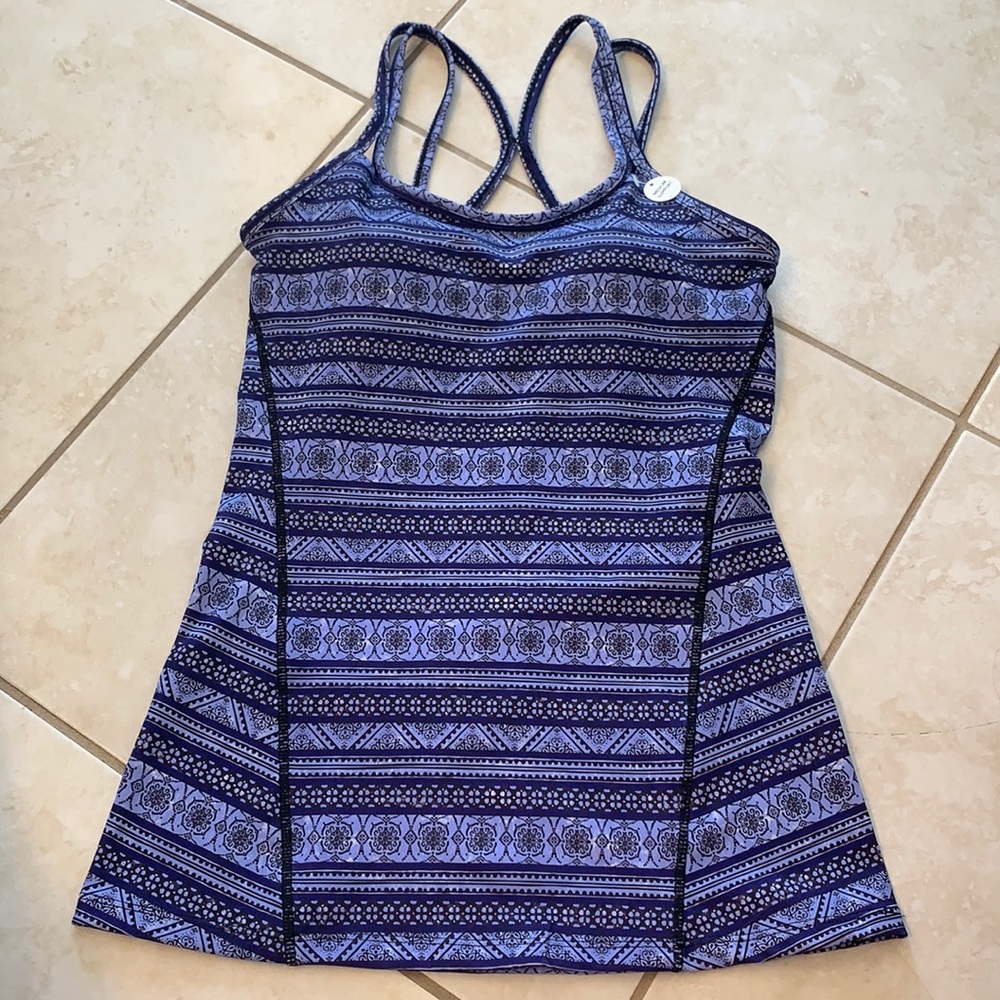 GAIAM Athletic top new with tags